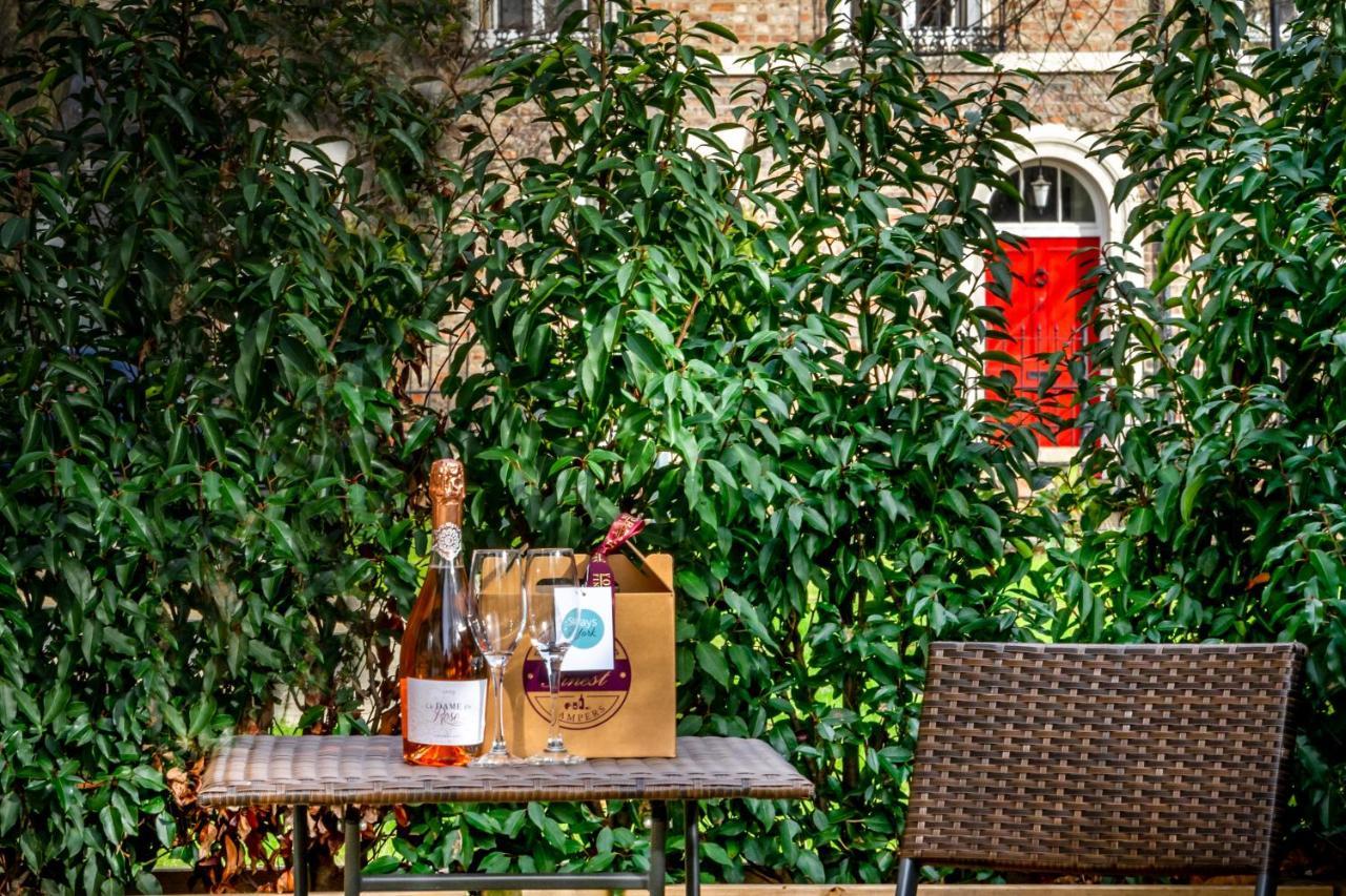 Apartamento 6 St Johns Mews York Exterior foto